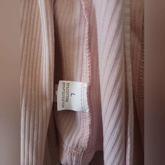 ROMWE LARGE WOMEN'S TWO PIECE LIGHT PINK SET DRESS AND LONG SLEEVE TOP INCLUDED - Picture 4 of 5